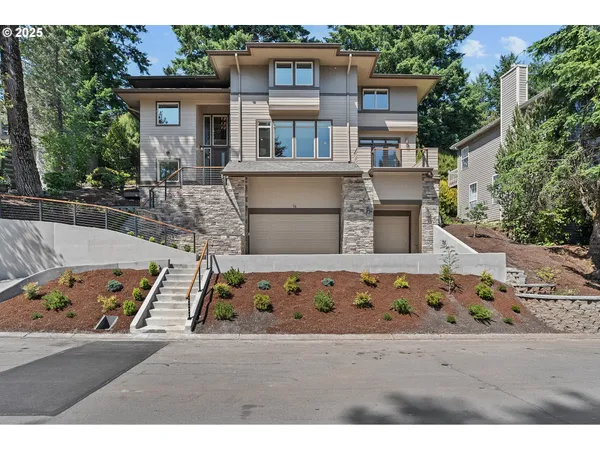 $1,495,000 | 14 Juarez, Lake Oswego, OR 97035