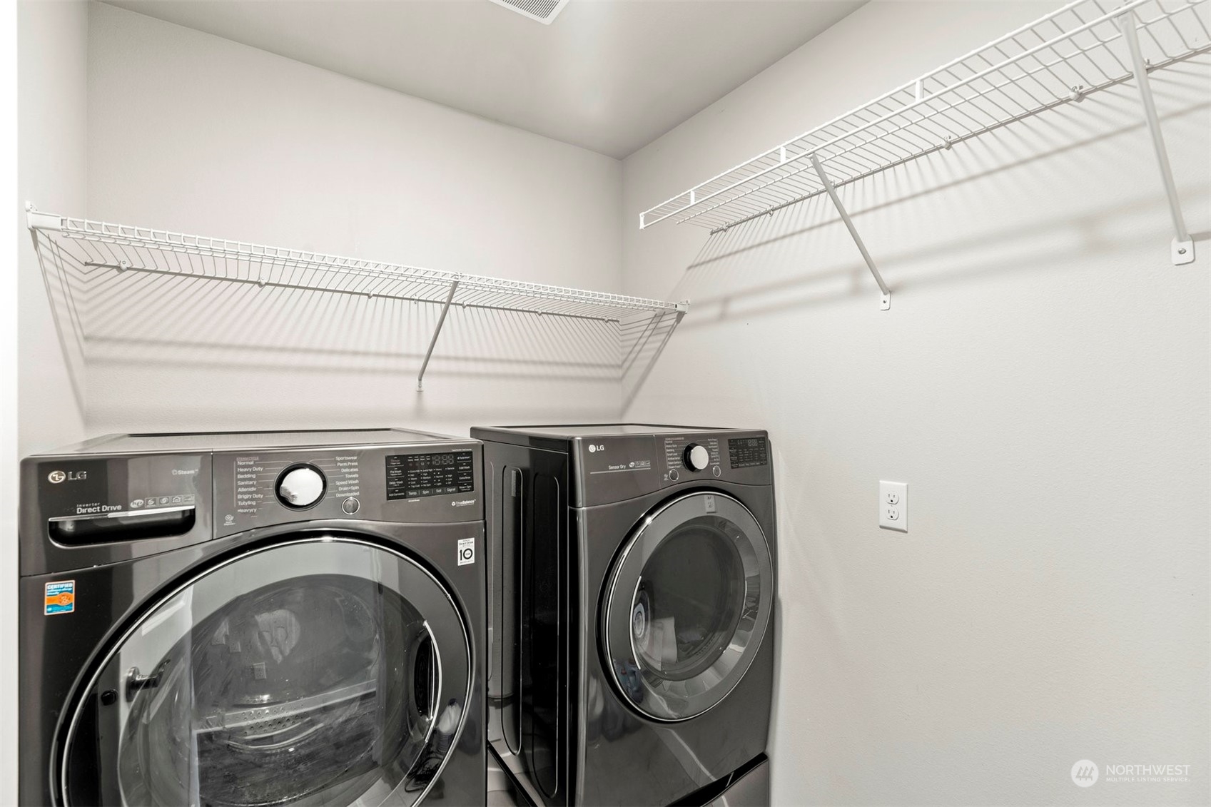 1621 Seattle Hill Road, Unit D3 Bothell, WA 98012 - Photo 19 of 25 a utility room with dryer and washer