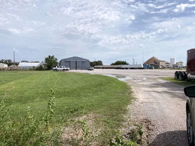 $300,000 | 2121 North A Street, Wellington, KS 67152