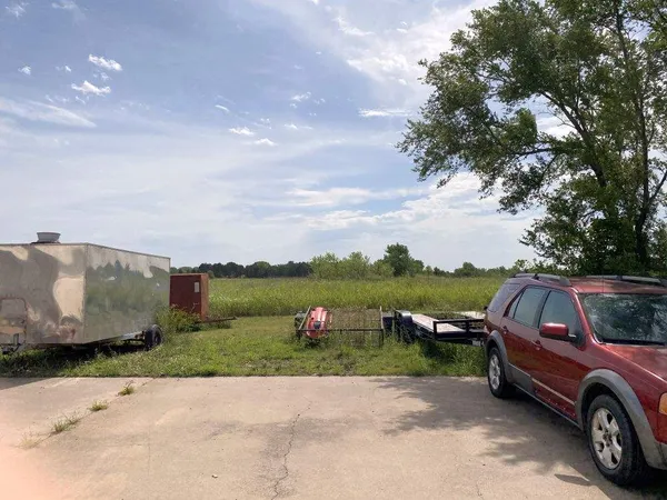 $300,000 | 2121 North A Street, Wellington, KS 67152