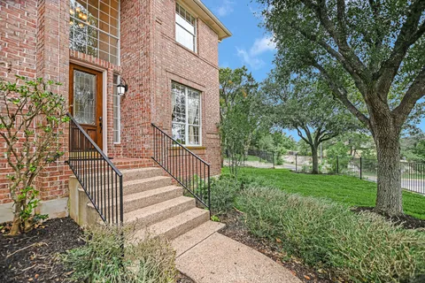 $1,090,000 | 10201 Spicewood Mesa, Austin, TX 78759