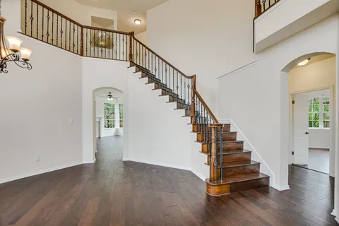 $1,090,000 | 10201 Spicewood Mesa, Austin, TX 78759