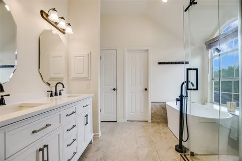 $1,090,000 | 10201 Spicewood Mesa, Austin, TX 78759