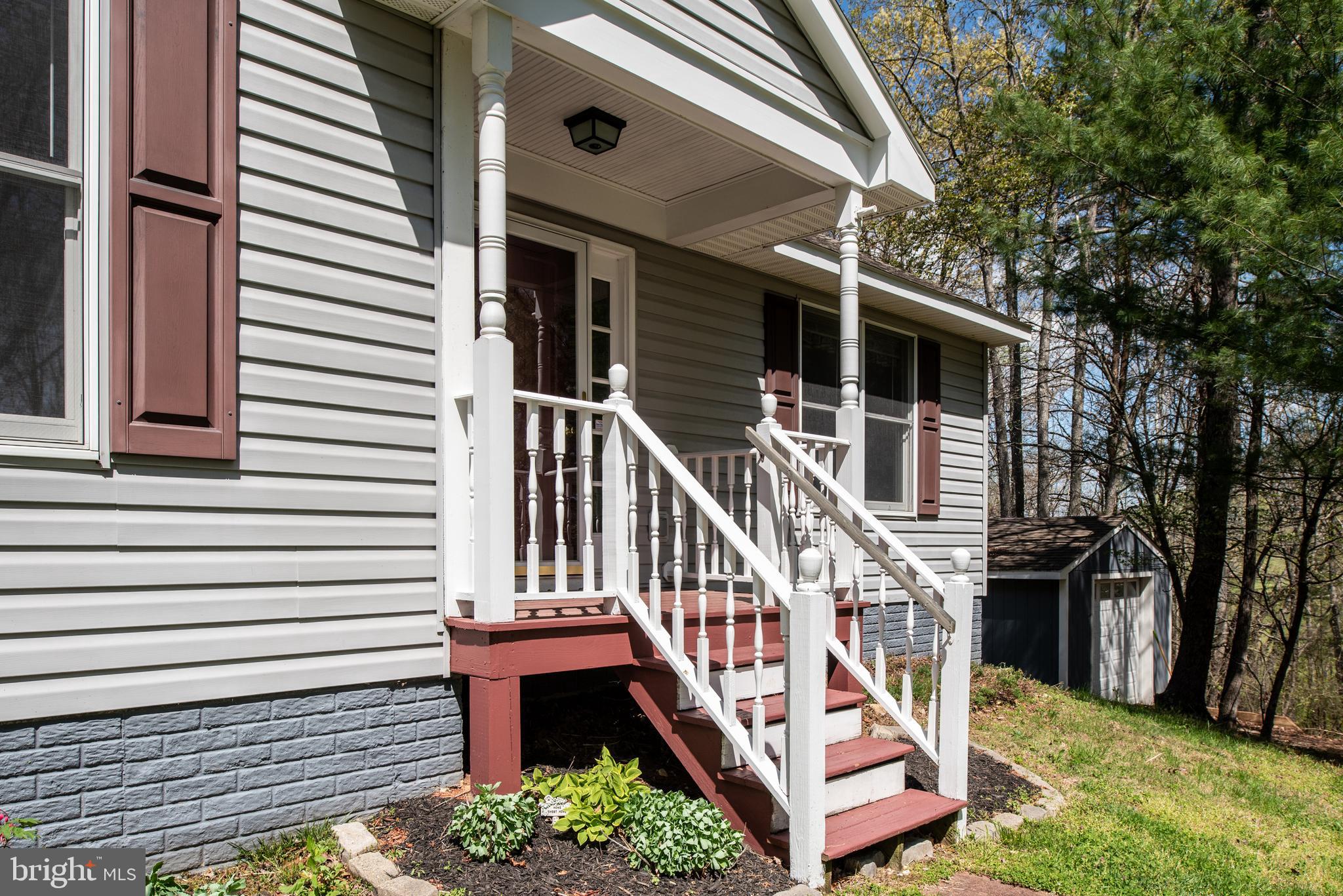 4 Castle Mountain Road Castleton, VA 22716 - Photo 5 of 35 Front Porch