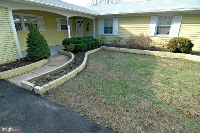 8703 Royal Ridge Lane Laurel, MD 20708 - Photo 2 of 30 Exterior (General)