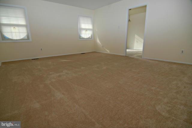 8703 Royal Ridge Lane Laurel, MD 20708 - Photo 17 of 30 Family Room