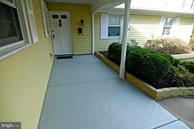 8703 Royal Ridge Lane Laurel, MD 20708 - Photo 3 of 30 Exterior (General)