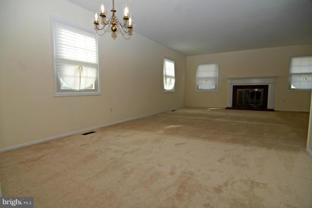 8703 Royal Ridge Lane Laurel, MD 20708 - Photo 6 of 30 Interior (General)