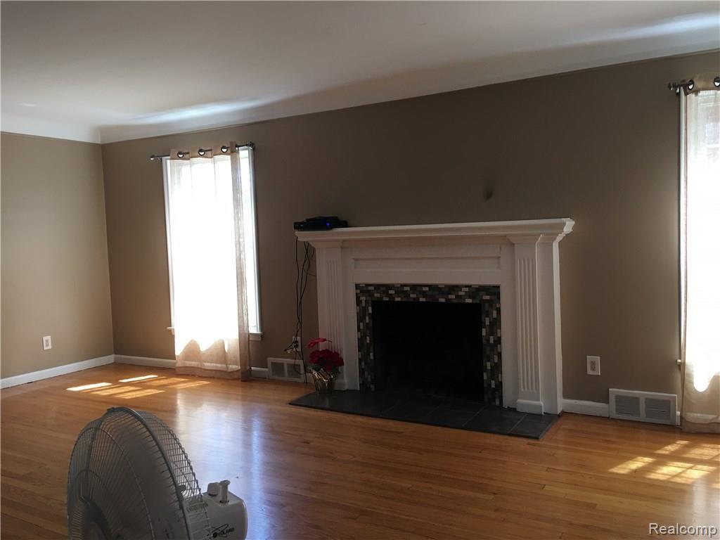 15770 Ashton Road Detroit, MI 48223 - Photo 3 of 21 IMG_0982.JPG