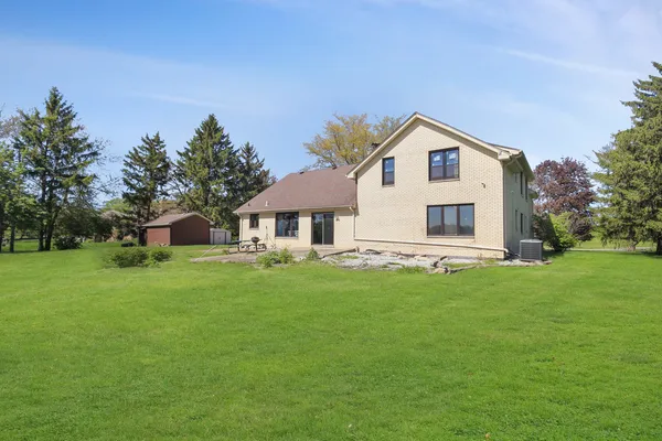 $450,000 | 3321 East Reichert Drive, Crete, IL 60417