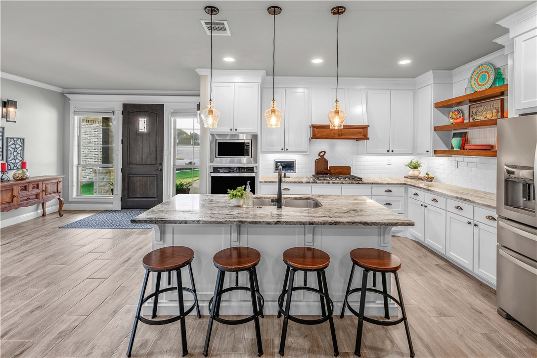 3549 Leesburg Path Bryan, TX 77808 - Photo 7 of 31 Gallery Image 7