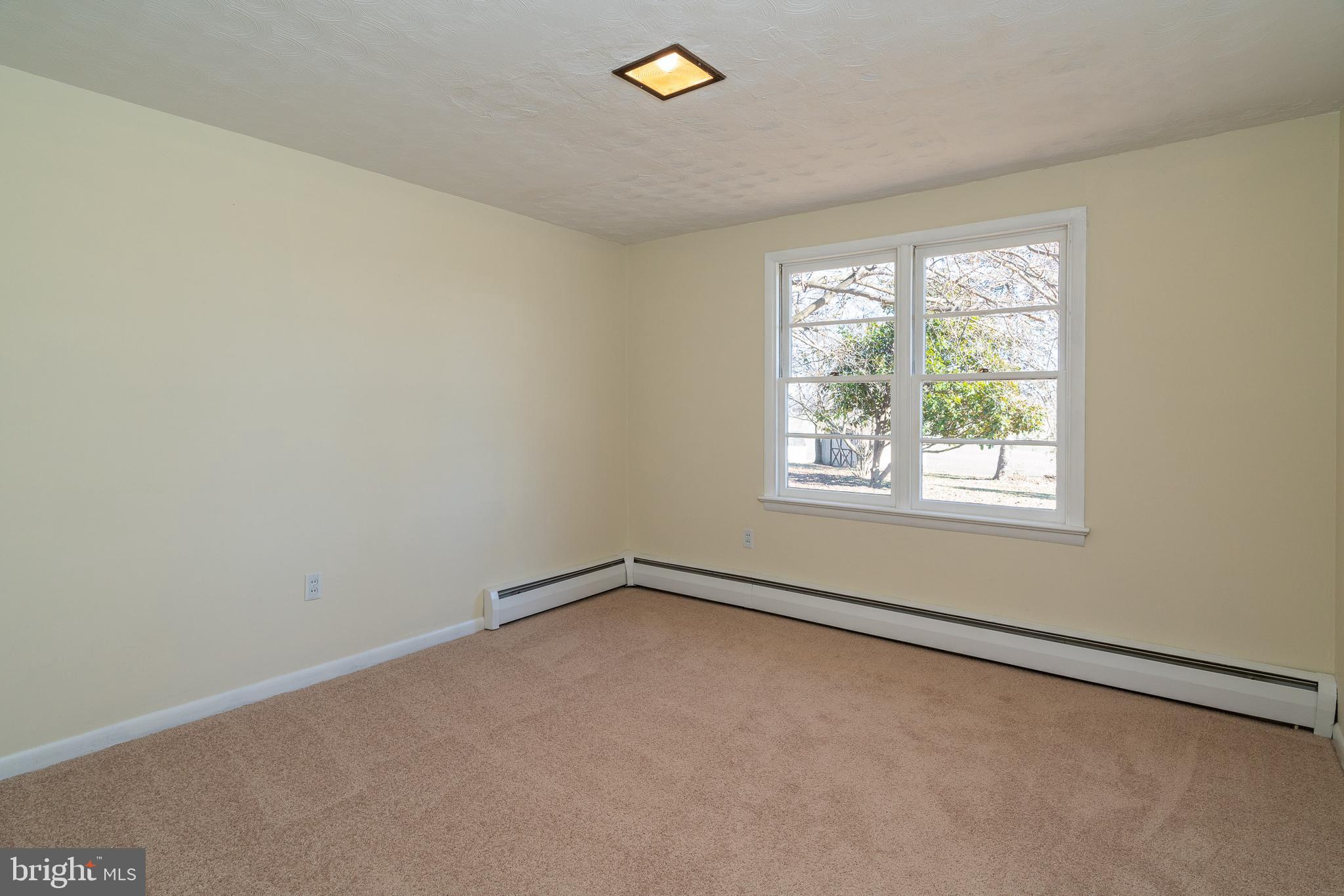 415 Hanover Road York, PA 17408 - Photo 17 of 39