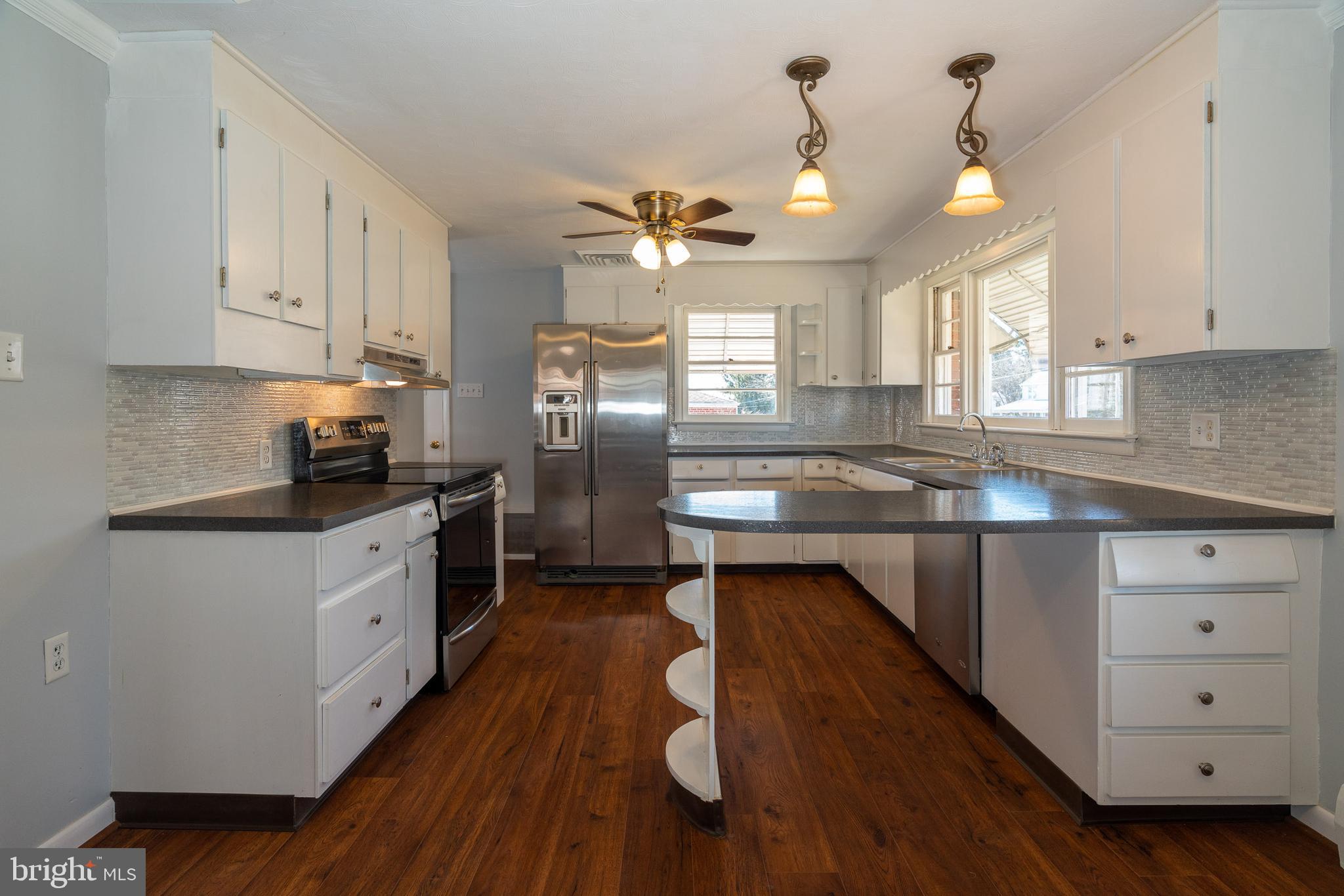 415 Hanover Road York, PA 17408 - Photo 21 of 39