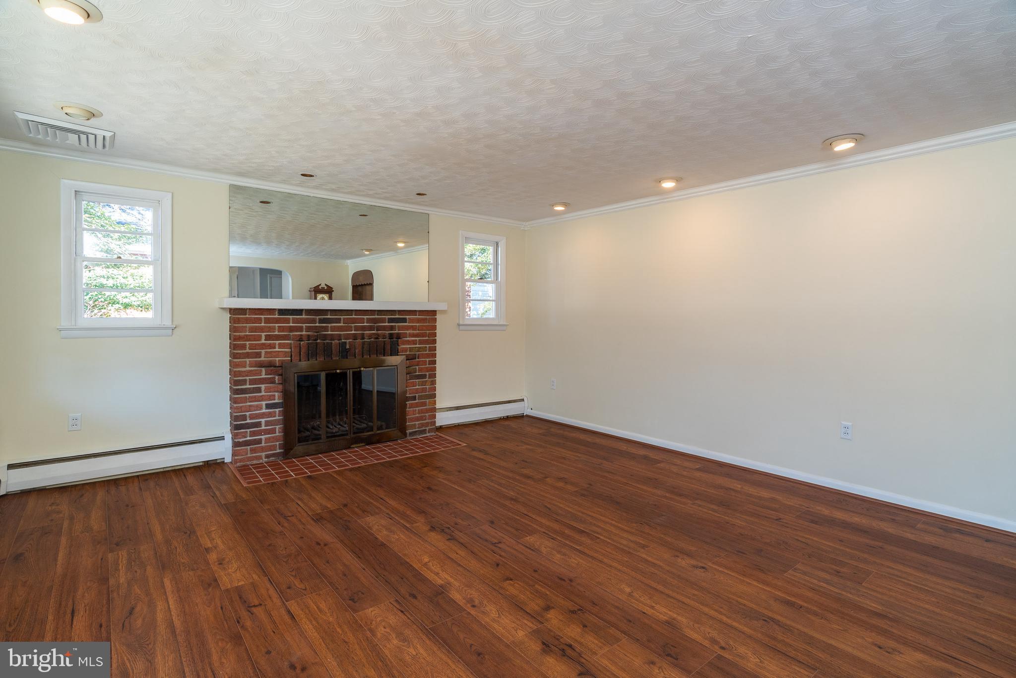 415 Hanover Road York, PA 17408 - Photo 27 of 39