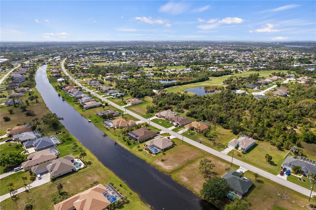 805 Rotonda Cir  
