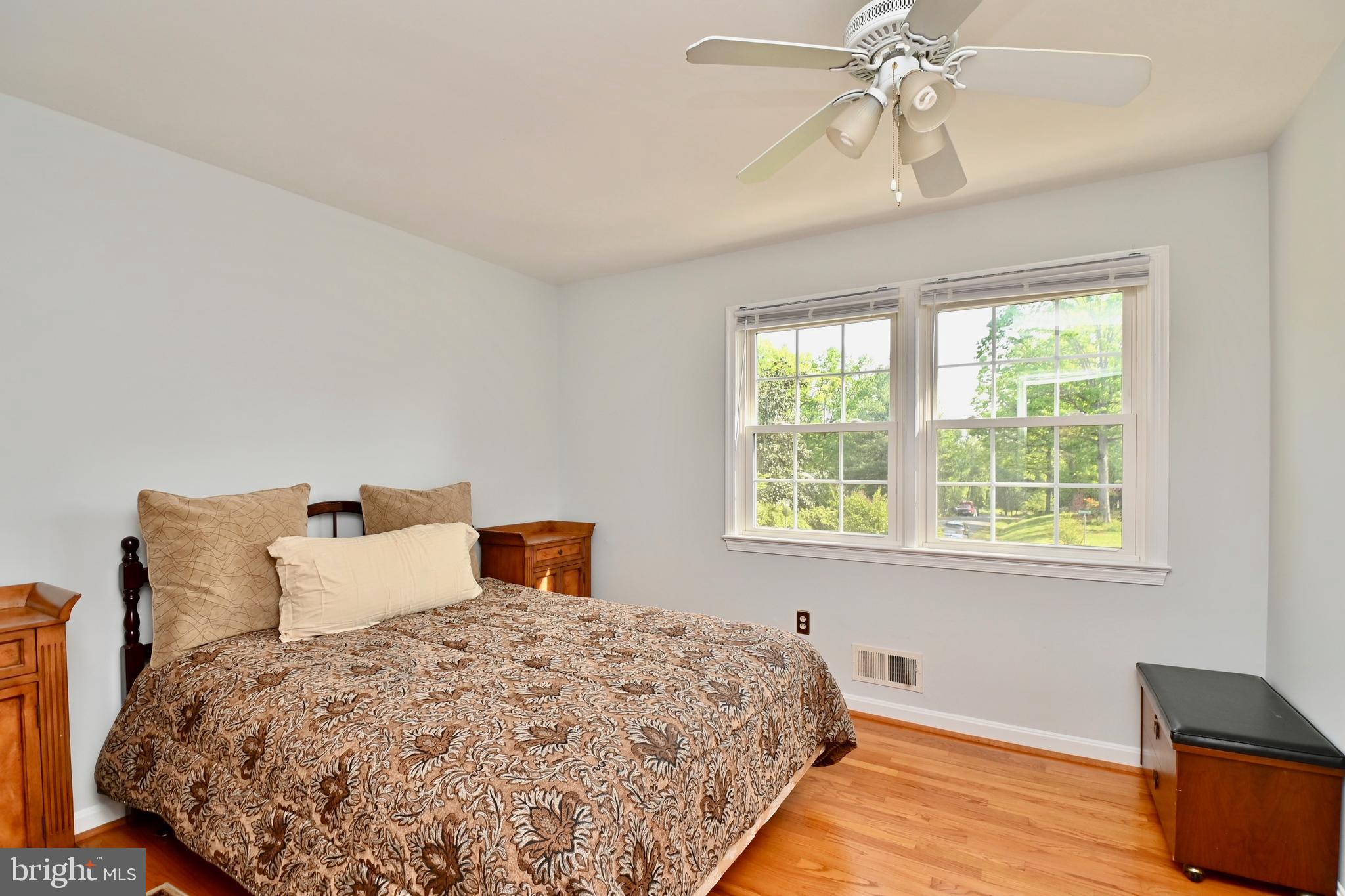 18416 Cabin Road Triangle, VA 22172 - Photo 16 of 30 Bedroom #3