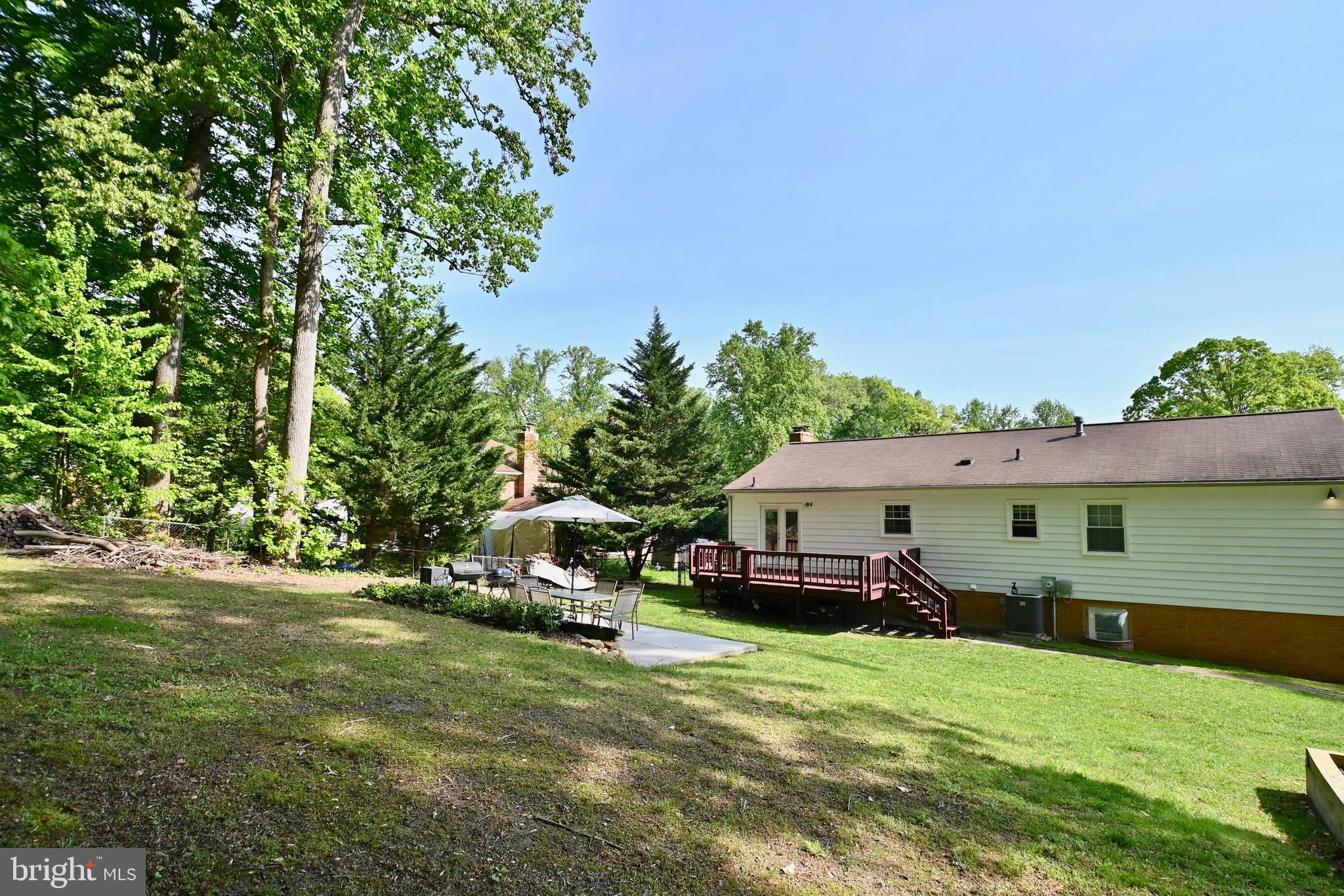 18416 Cabin Road Triangle, VA 22172 - Photo 28 of 30 Back Yard