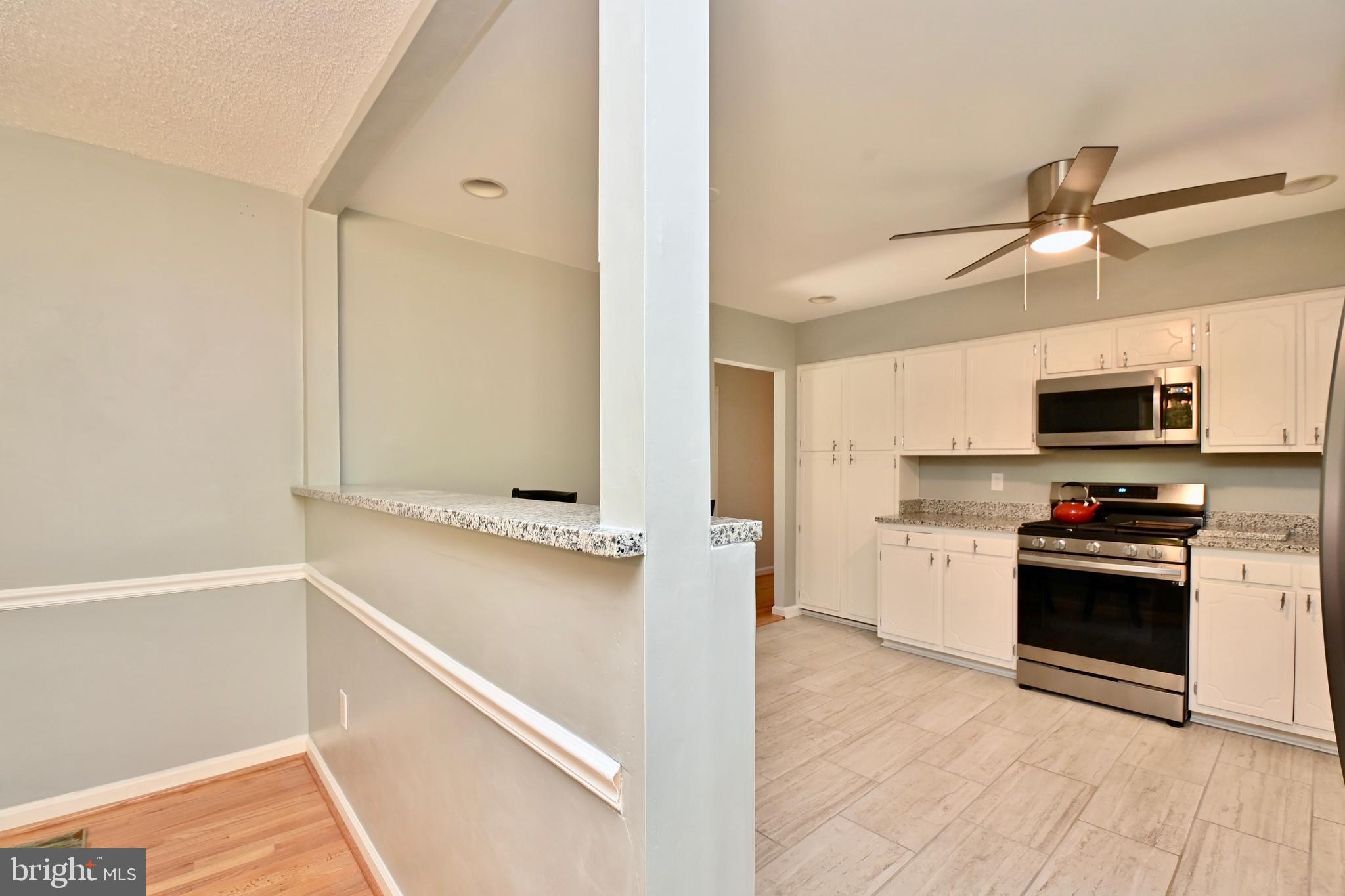 18416 Cabin Road Triangle, VA 22172 - Photo 8 of 30 Kitchen