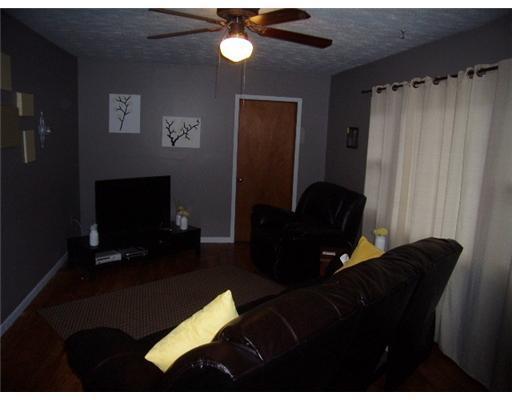 3243 Troy Road Springfield, OH 45504 - Photo 7 of 13