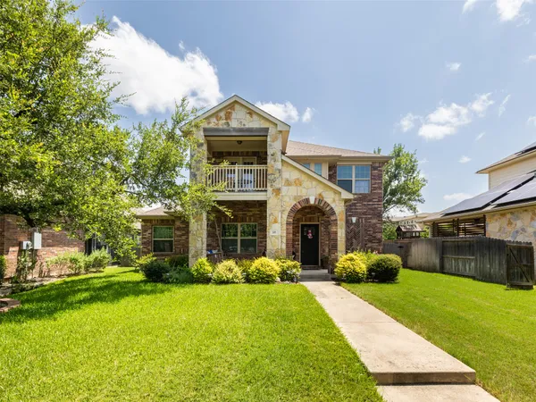 $425,000 | 201 Sycamore Street, Georgetown, TX 78633