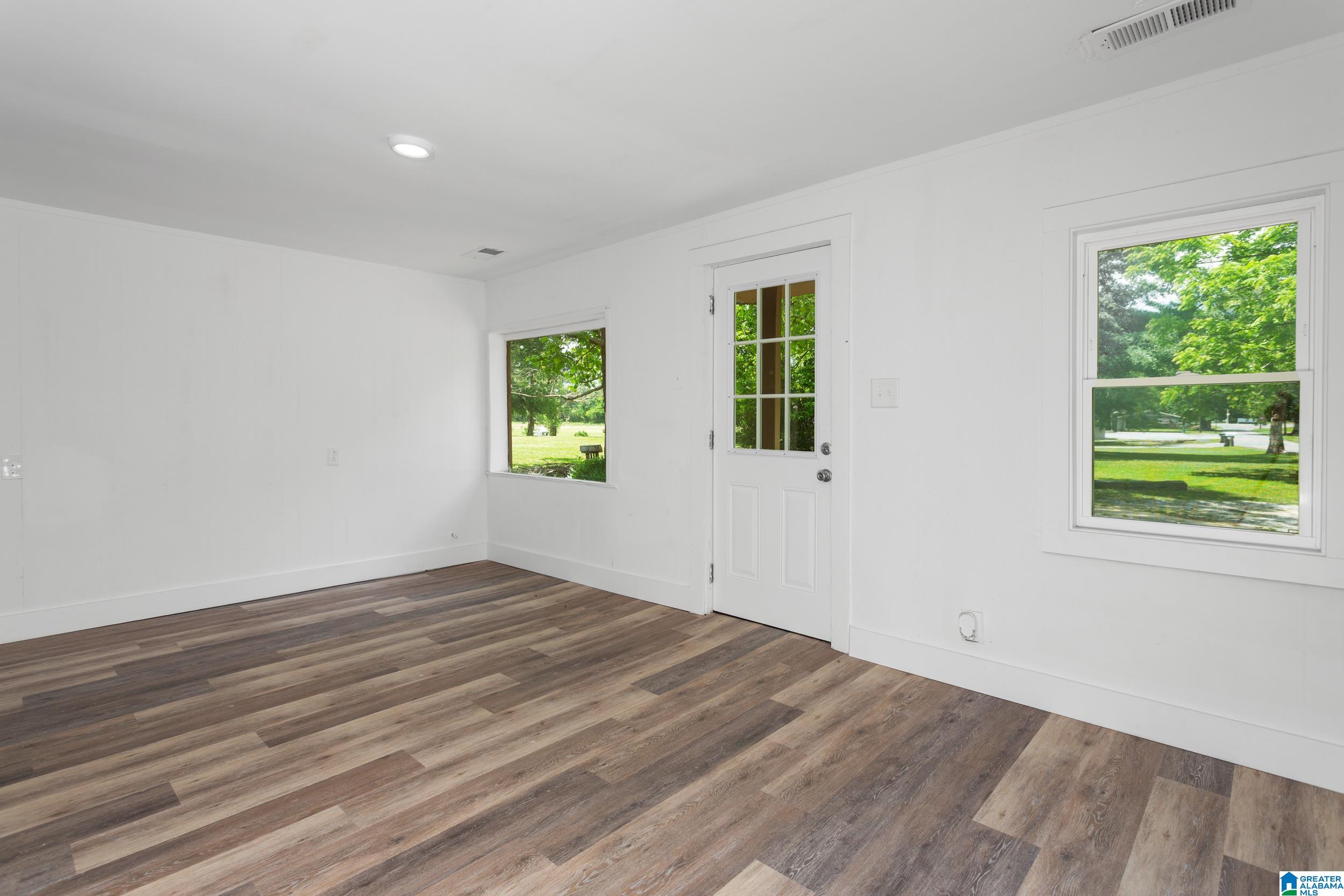 381 Crocker Road Odenville, AL 35120 - Photo 4 of 27 Gallery Image 4