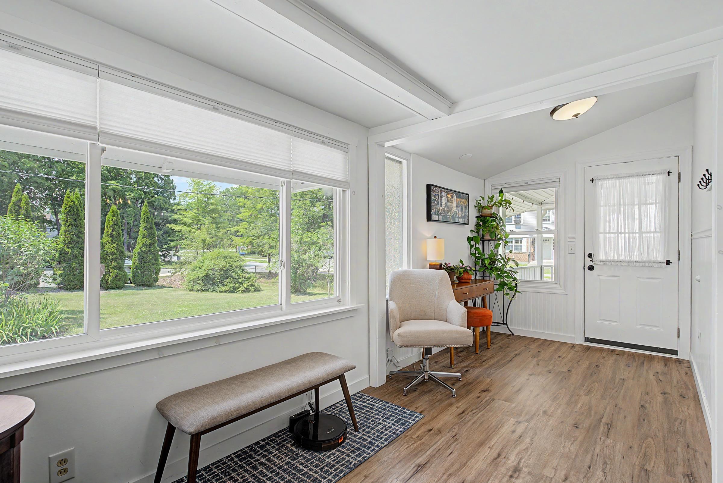 11 Magic Avenue Rochester, NH 03868 - Photo 3 of 22