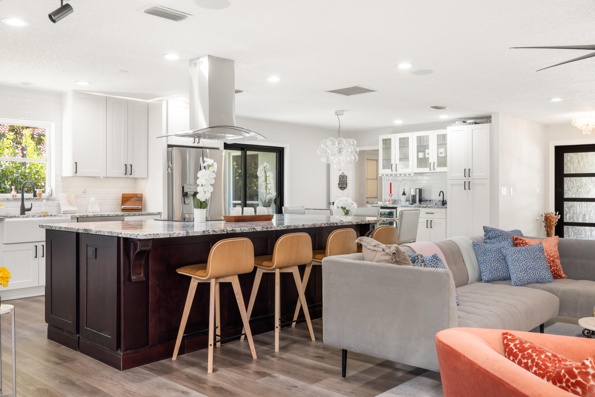 2831 Southeast Fairway West Stuart, FL 34997 - Photo 11 of 48 10_et6a2988