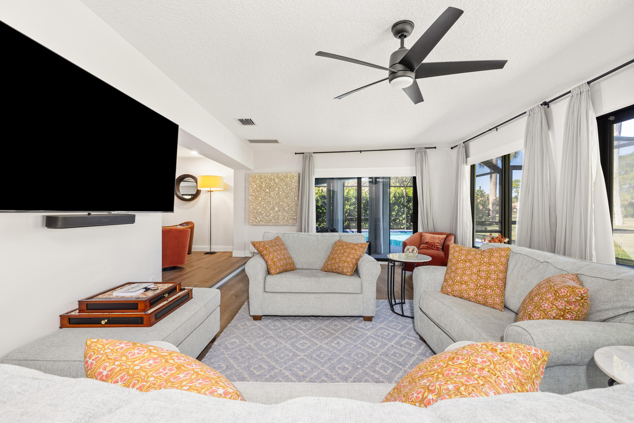 2831 Southeast Fairway West Stuart, FL 34997 - Photo 14 of 48 13_et6a2960