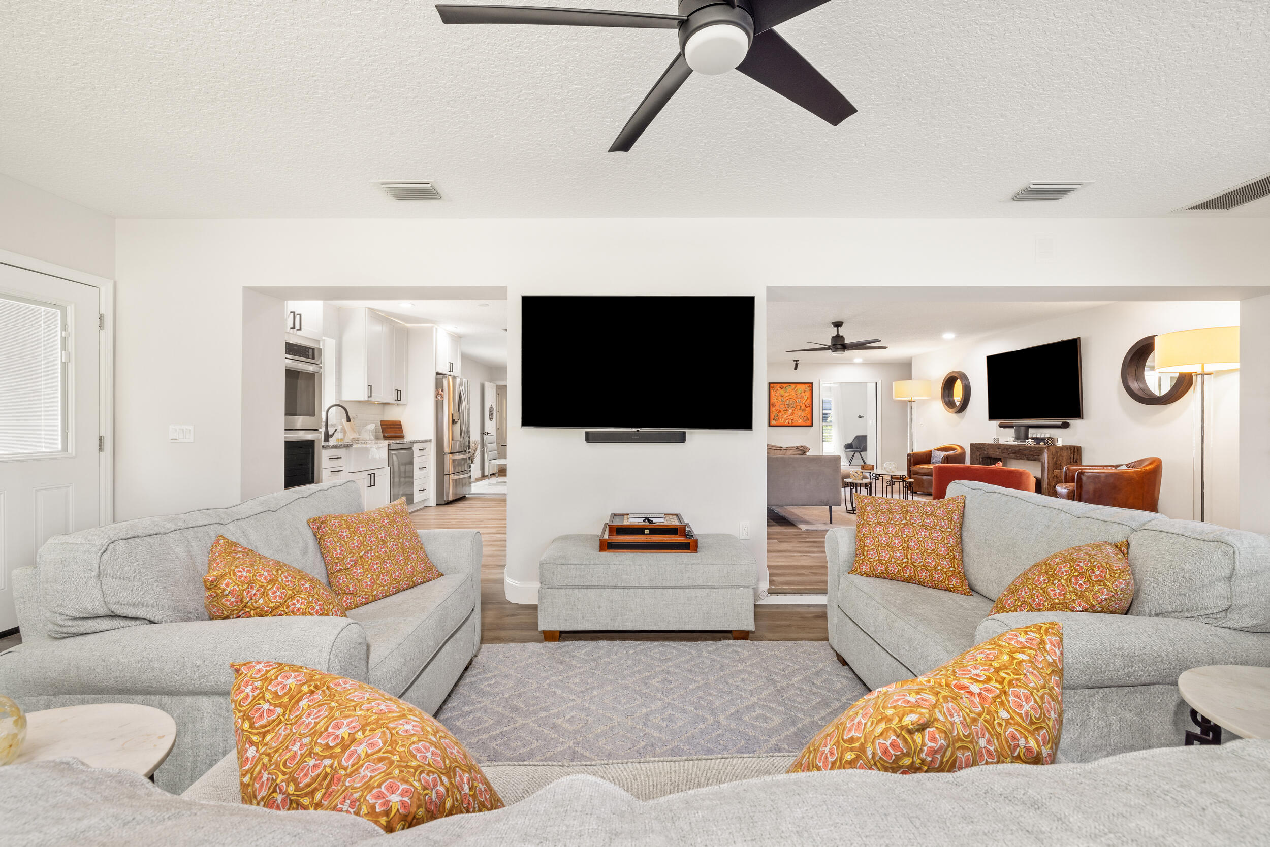 2831 Southeast Fairway West Stuart, FL 34997 - Photo 16 of 48 15_et6a2973