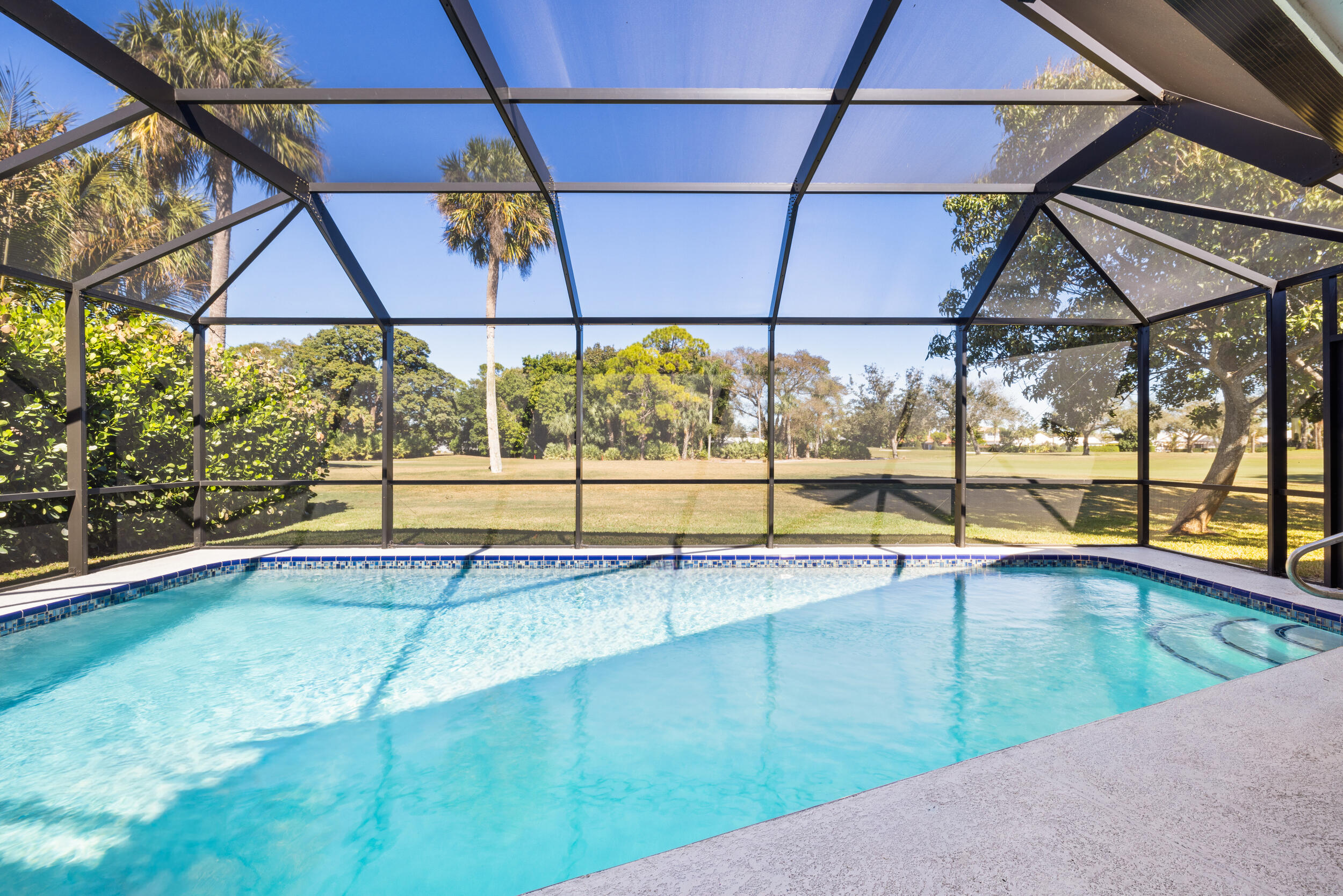 2831 Southeast Fairway West Stuart, FL 34997 - Photo 39 of 48 38_et6a3033