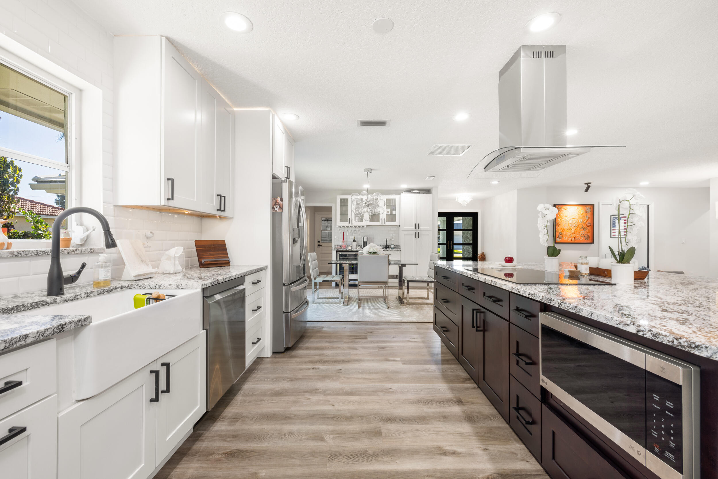 2831 Southeast Fairway West Stuart, FL 34997 - Photo 10 of 48 9_et6a2934