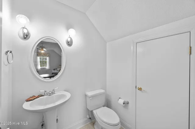 $400,000 | 304 Emmen Road, New Bern, NC 28562