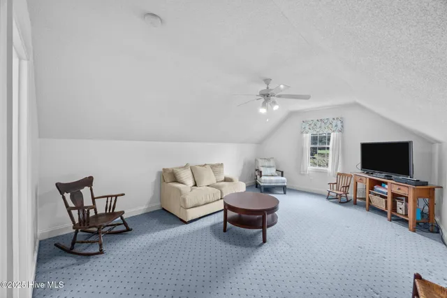 $400,000 | 304 Emmen Road, New Bern, NC 28562