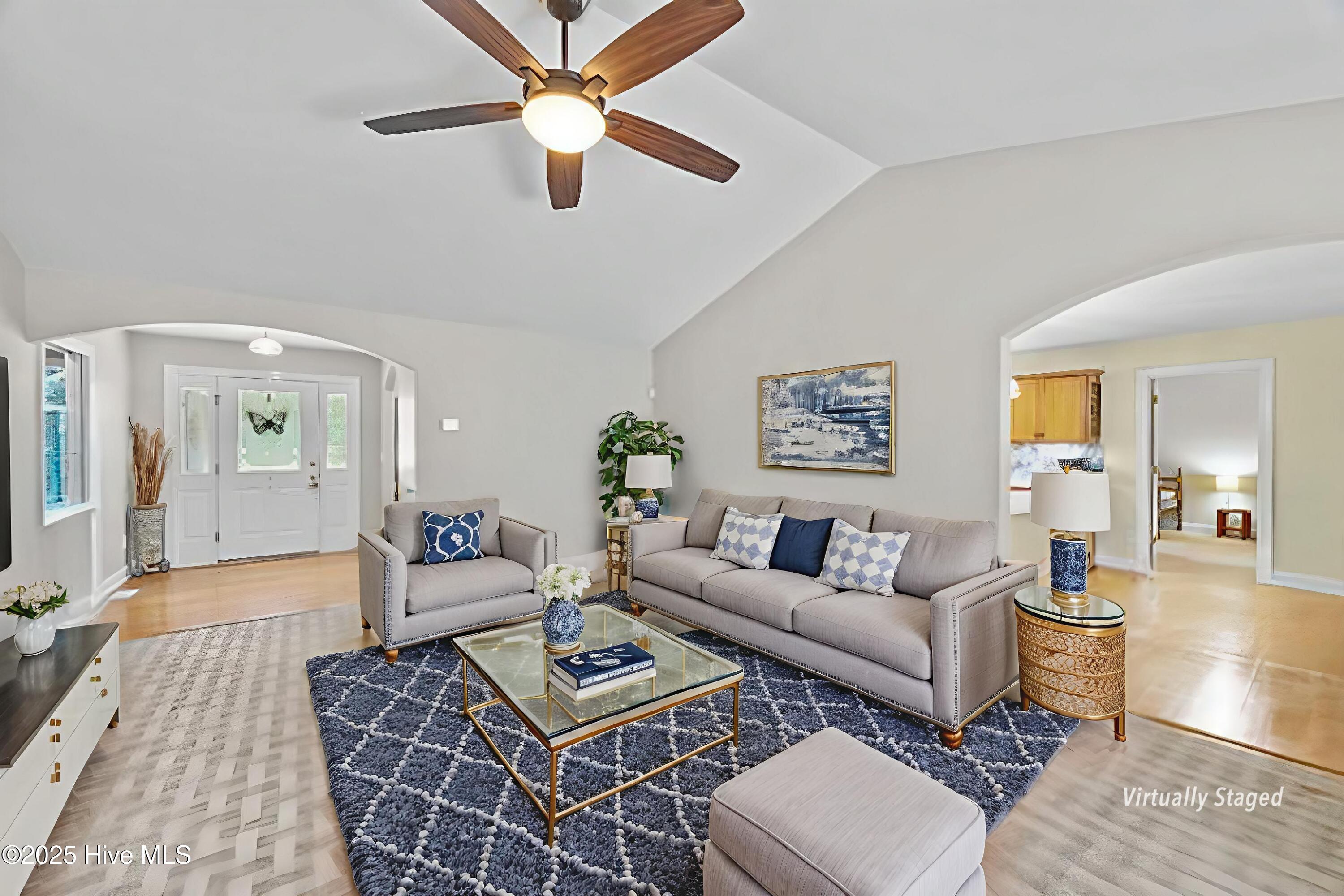 304 Emmen Road New Bern, NC 28562 - Photo 2 of 45 304 Emmen Road, New Bern, NC 28562