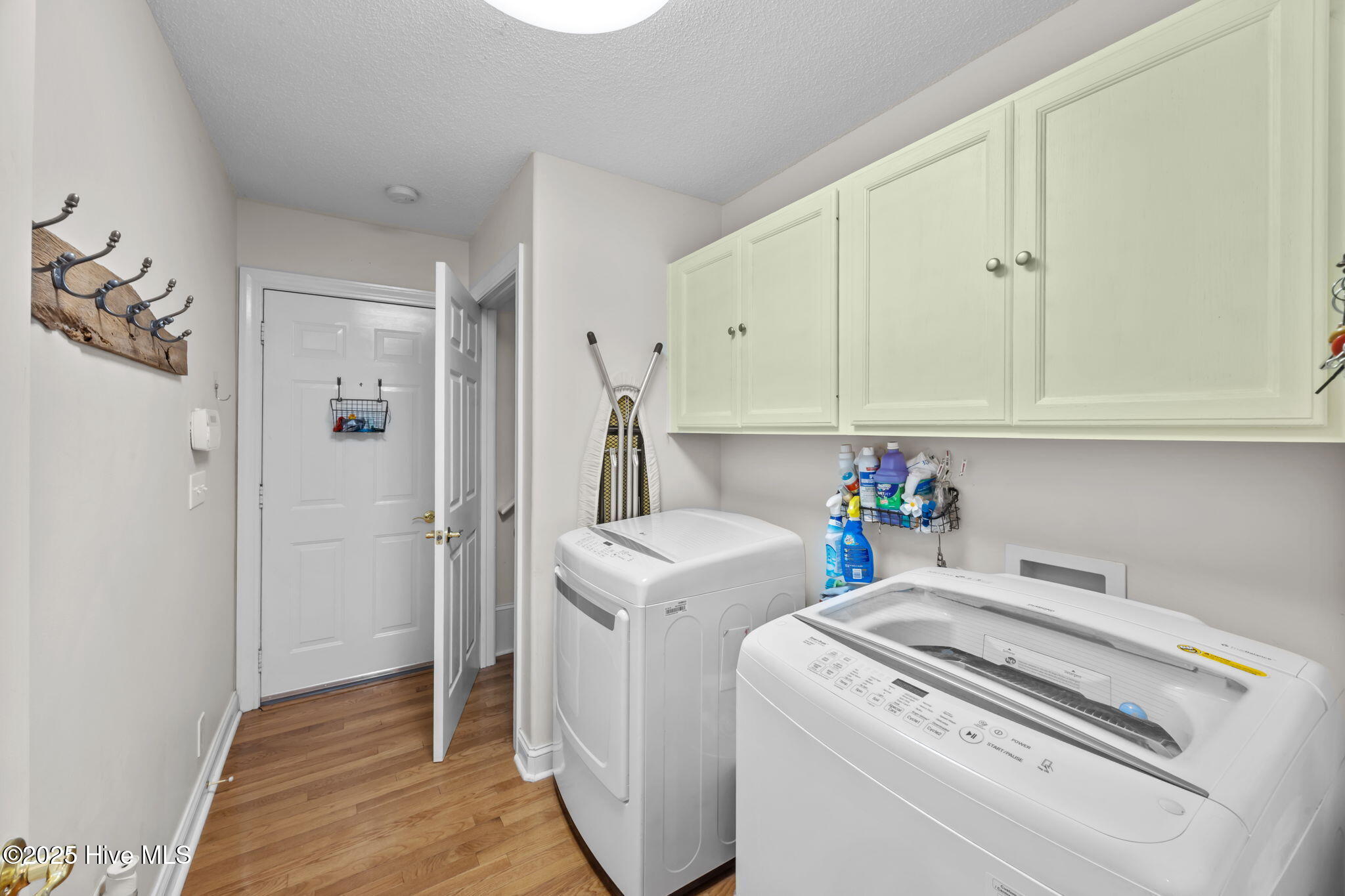 304 Emmen Road New Bern, NC 28562 - Photo 21 of 45 Laundry Room