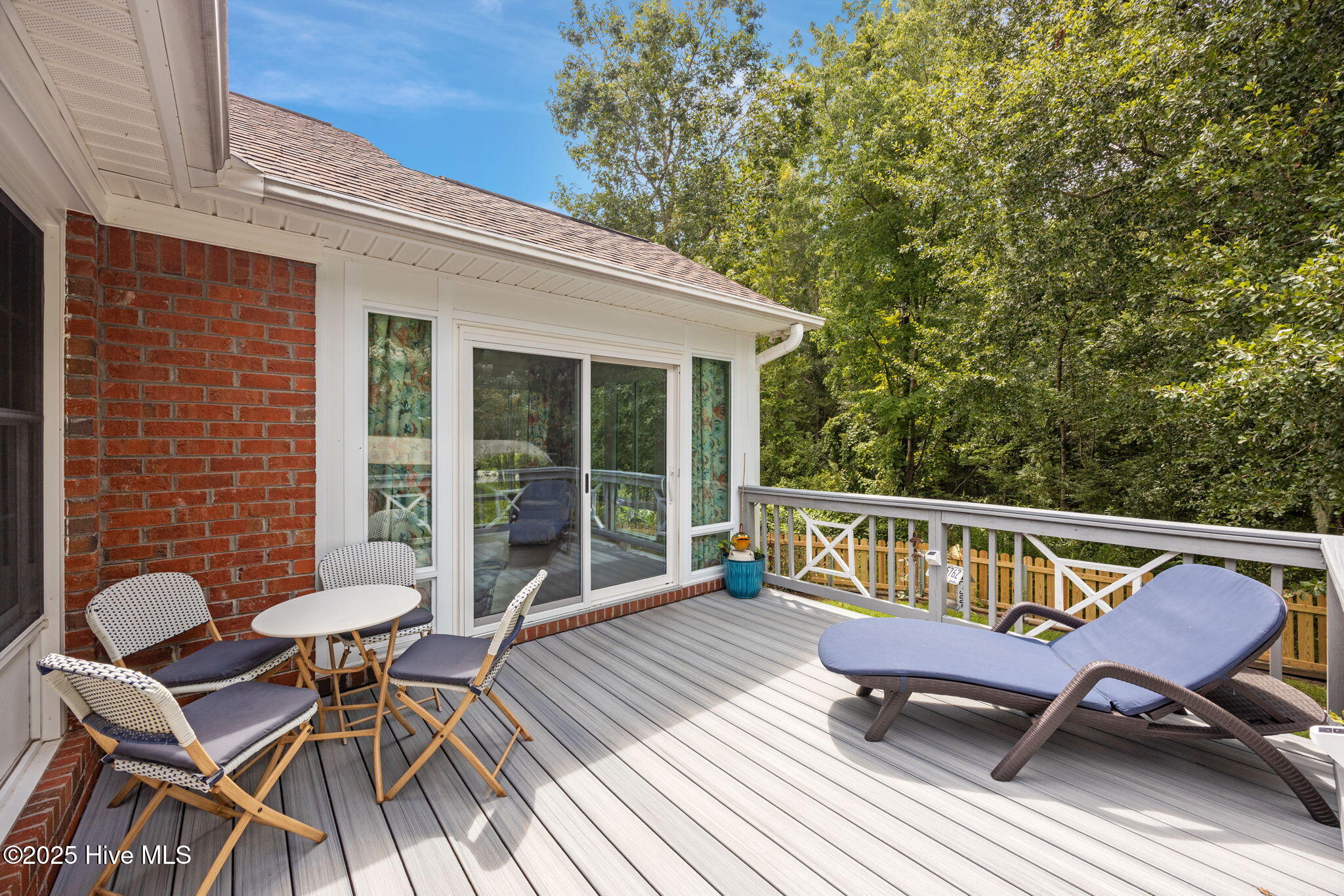 304 Emmen Road New Bern, NC 28562 - Photo 31 of 45 Exterior Back