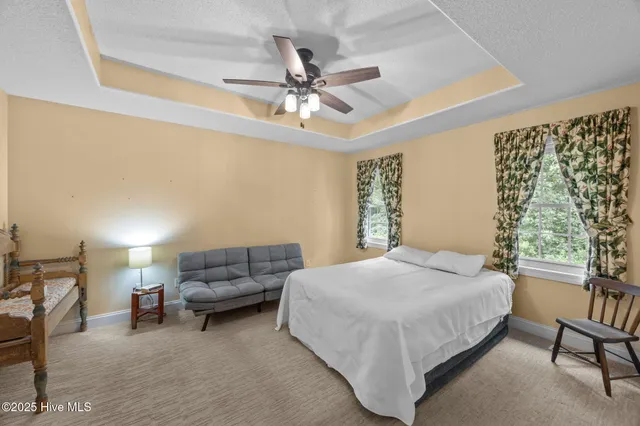 $400,000 | 304 Emmen Road, New Bern, NC 28562