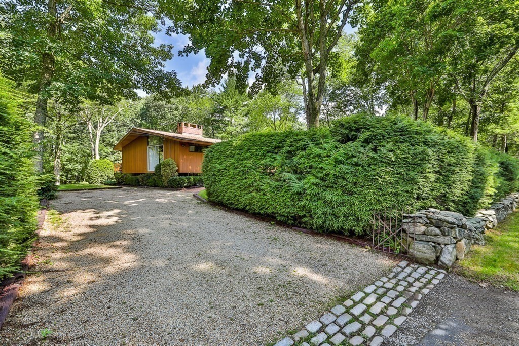 62 Woodside Road Harvard, MA 01451 - Photo 4 of 36 a view of a house with a tree