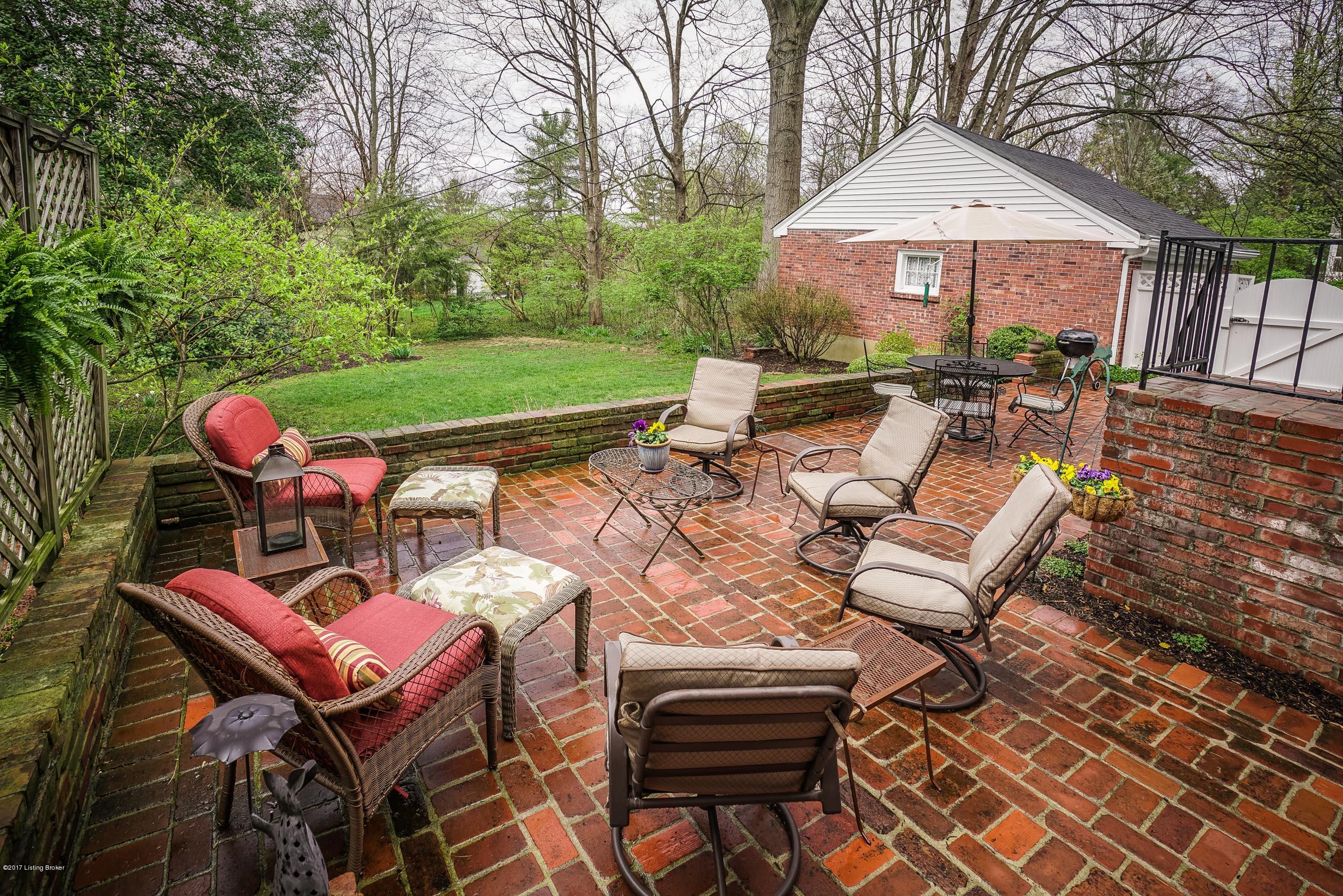 116 Travois Road Louisville, KY 40207 - Photo 30 of 33 116 Travois Rd-11