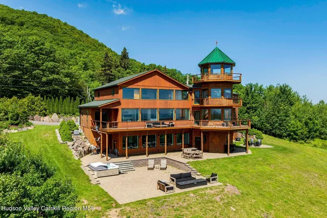 $2,042,578 | 223 County Road 10, Durham, NY 12422