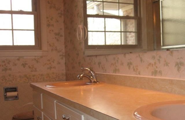 1627 Sequoya Way Seneca, SC 29672 - Photo 18 of 25 Gallery Image 18