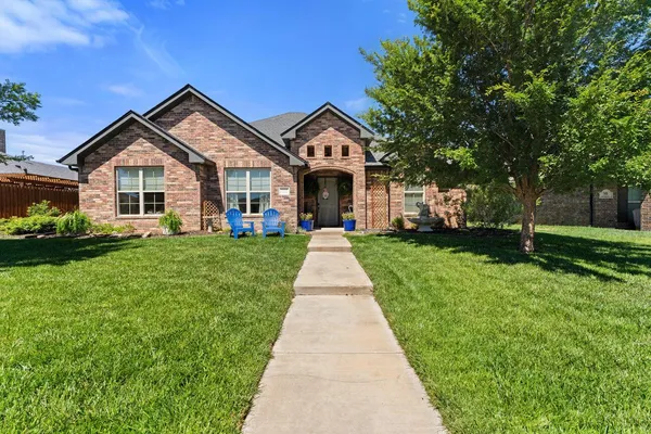 $410,000 | 7410 Rochester Drive, Amarillo, TX 79118