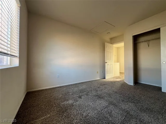 $2,100 | 538 Poplar Leaf Street, Las Vegas, NV 89144