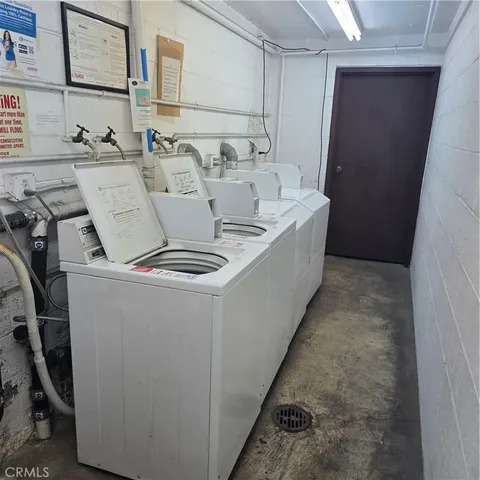 $2,895 | 12157 Moorpark Street, Unit 206, Studio City, CA 91604