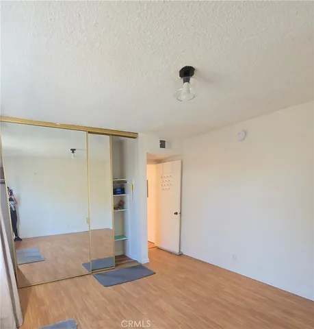 $2,895 | 12157 Moorpark Street, Unit 206, Studio City, CA 91604