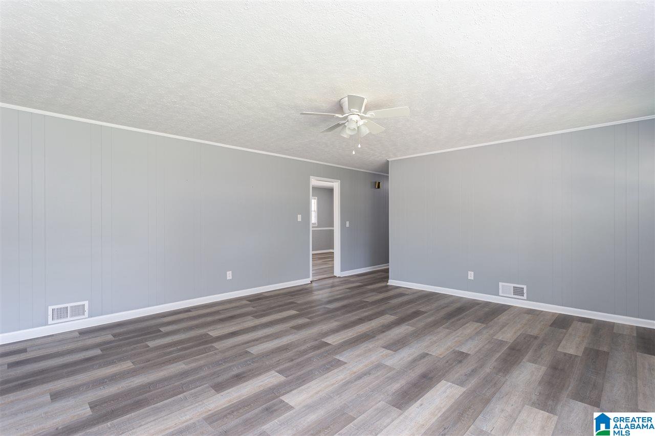 1425 Sunset Drive Weaver, AL 36277 - Photo 12 of 36