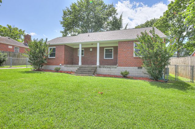 $349,000 | 208 Walnut Hill Drive, Nashville, TN 37214