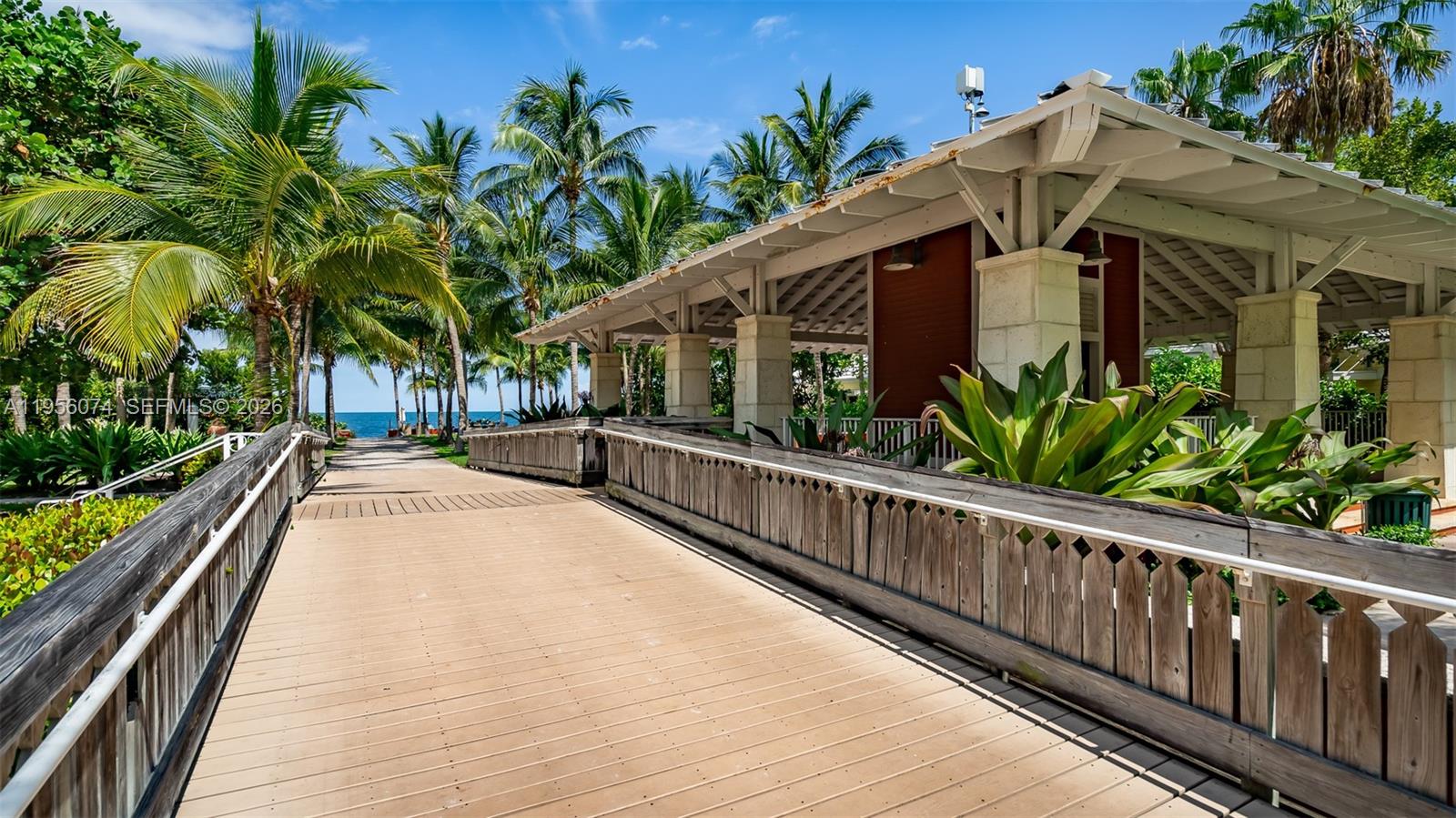 555 Crandon Boulevard, Unit 71 Key Biscayne, FL 33149 - Photo 15 of 15 Beach Park