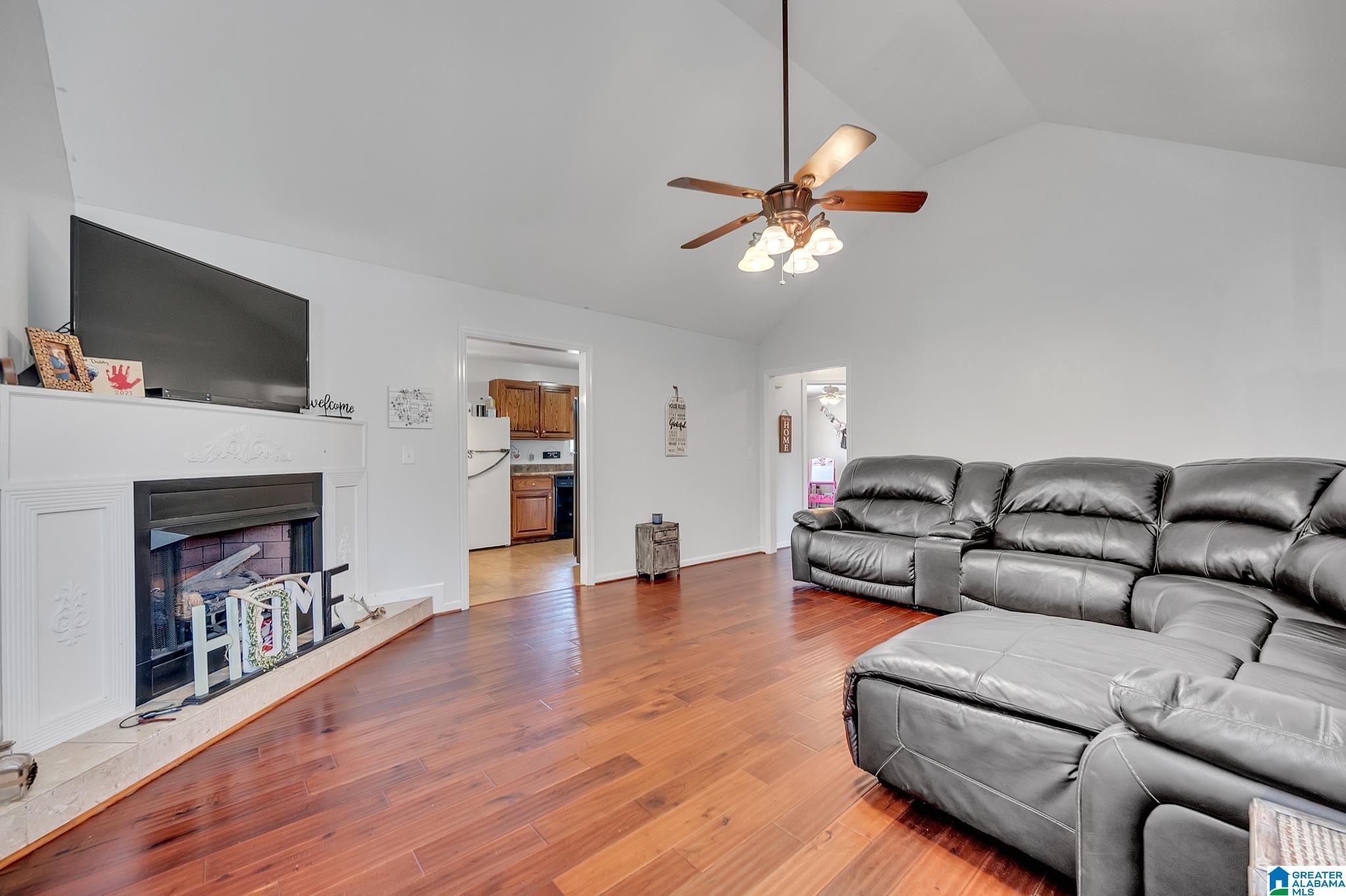 121 Miranda Road Warrior, AL 35180 - Photo 17 of 23