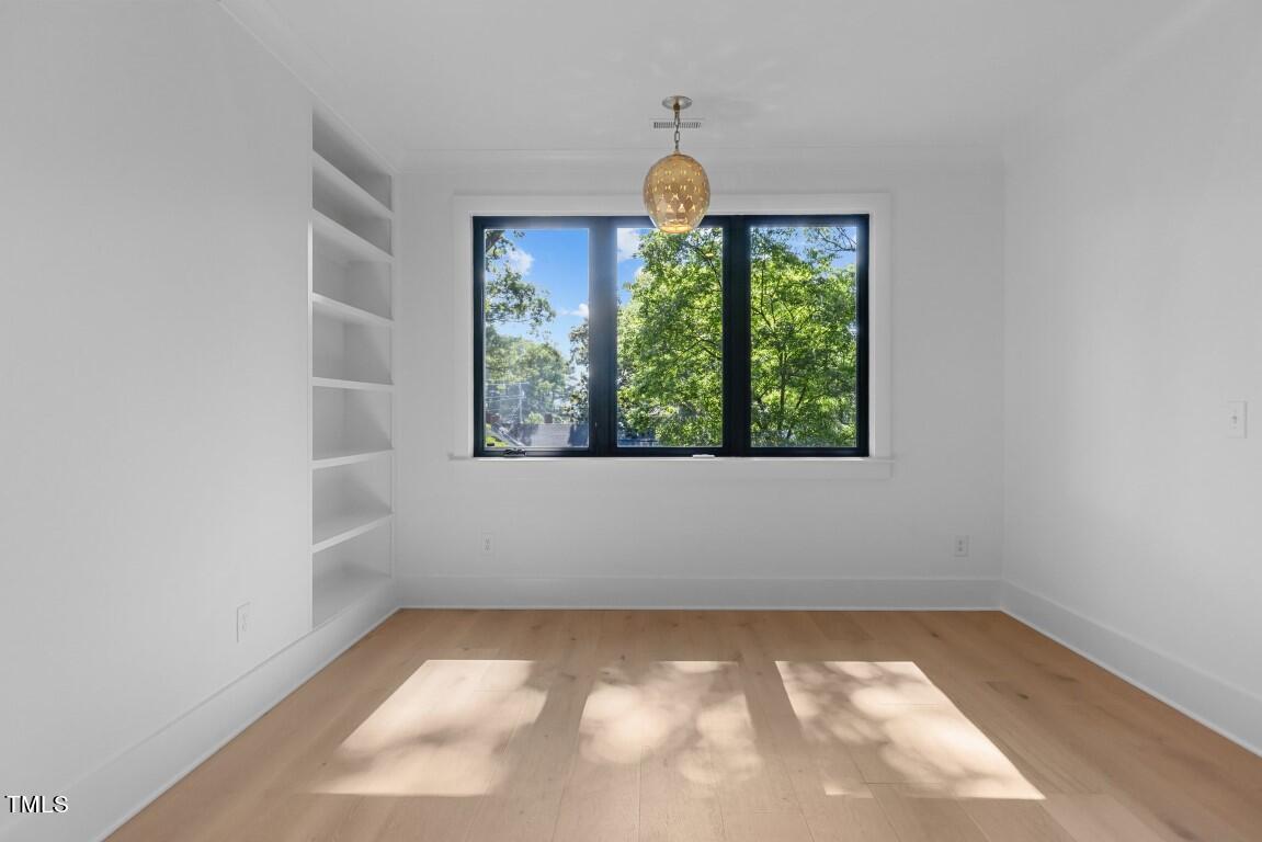 1712 Carson Street Raleigh, NC 27608 - Photo 22 of 62 38-web-or-mls-8Y3A8237 (Medium)